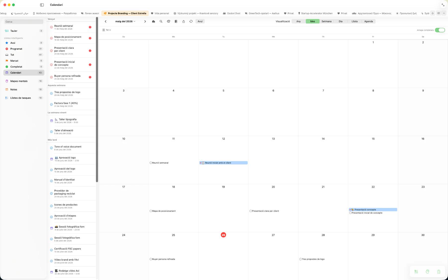Vista mensual del calendari Mintofu amb indicadors de tasques i esdeveniments