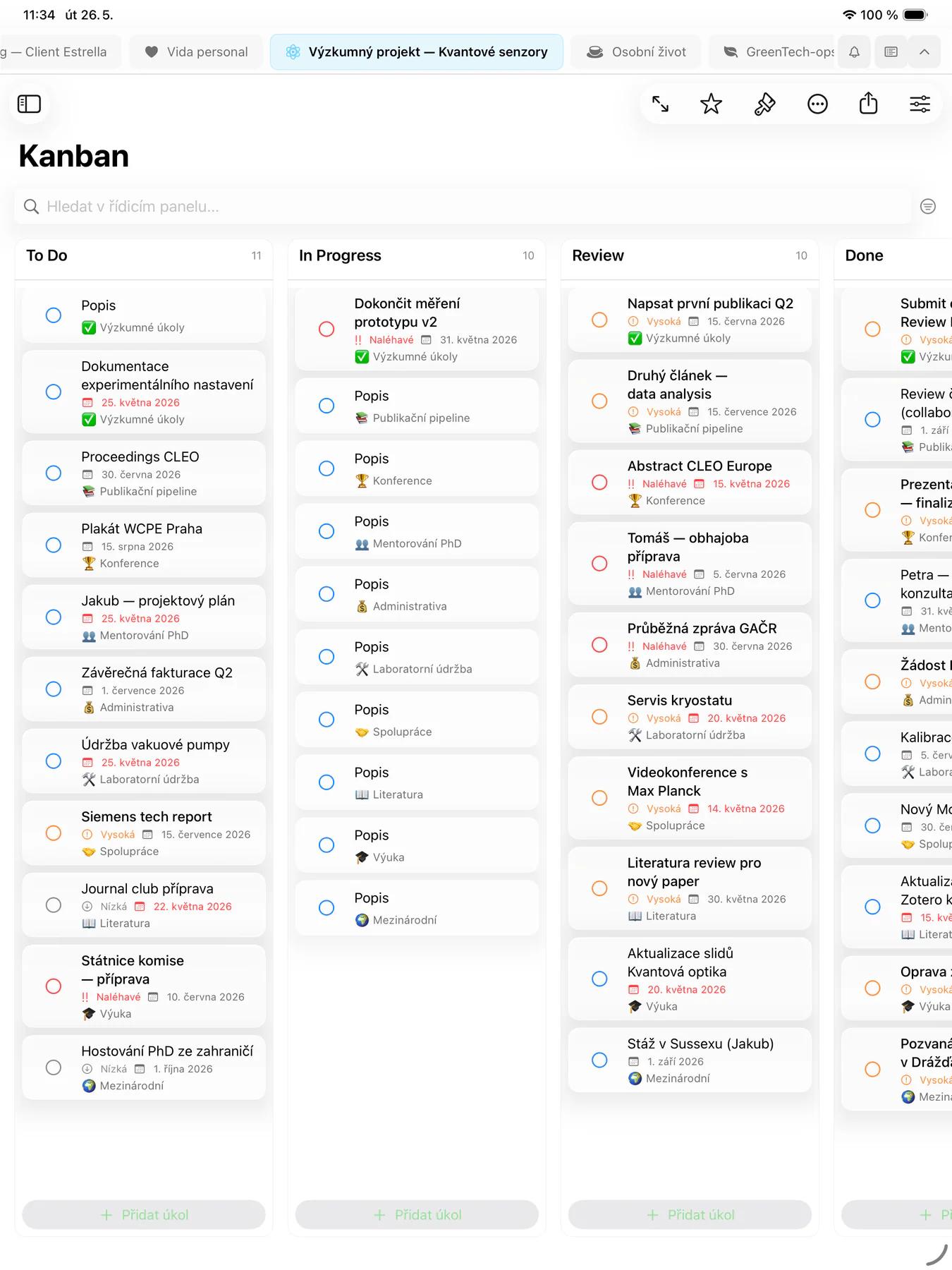 Kanban tabule Mintofu s kartami úkolů uspořádanými ve sloupcích pracovního postupu