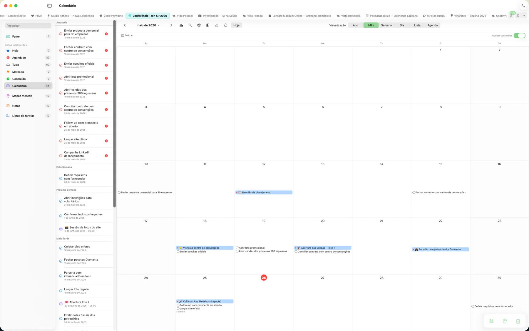 Visão mensal do calendário do Mintofu com indicadores de tarefas e eventos