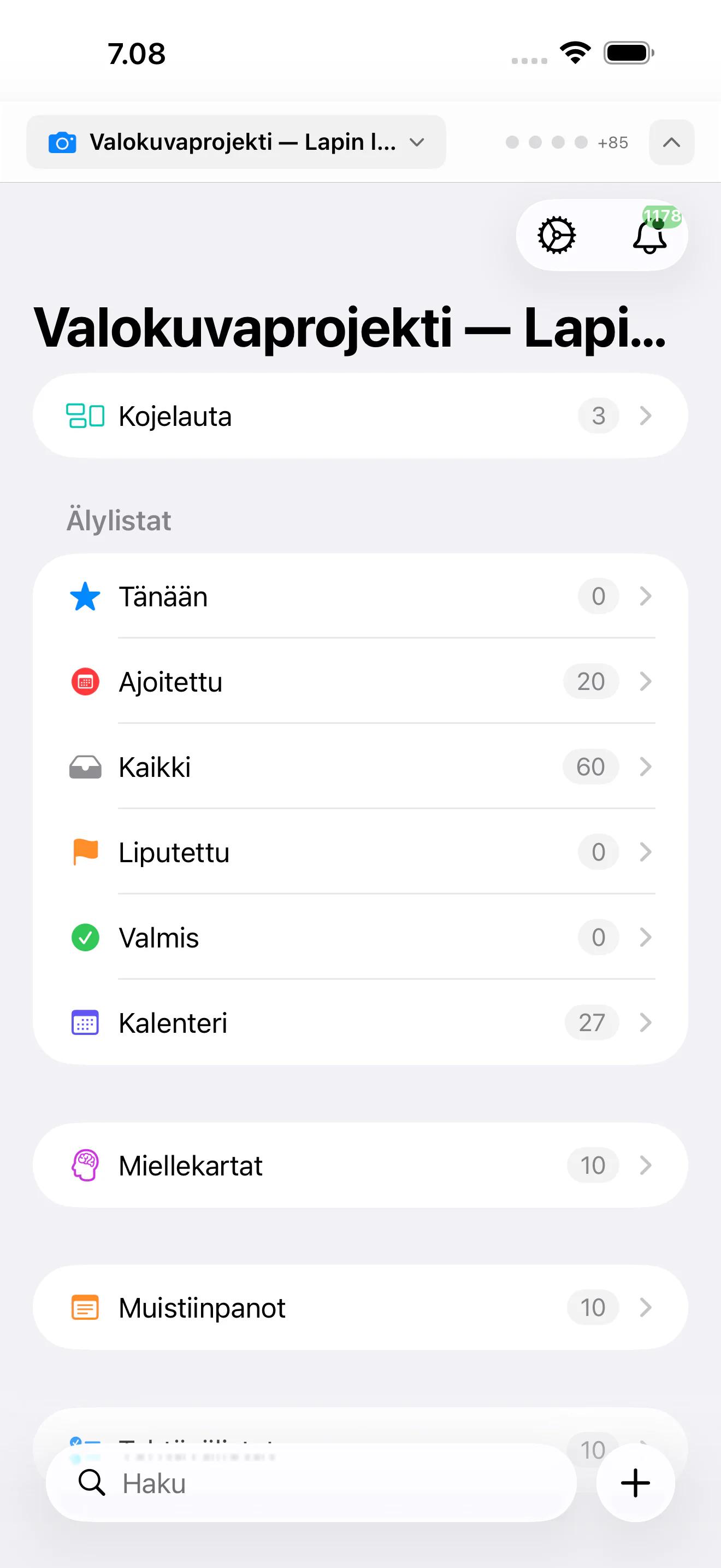 Mintofu Macilla, iPadilla ja iPhonella — näkyvissä muistiinpanoeditori, miellekarttakangas ja prioriteeteilla varustettu tehtävälista