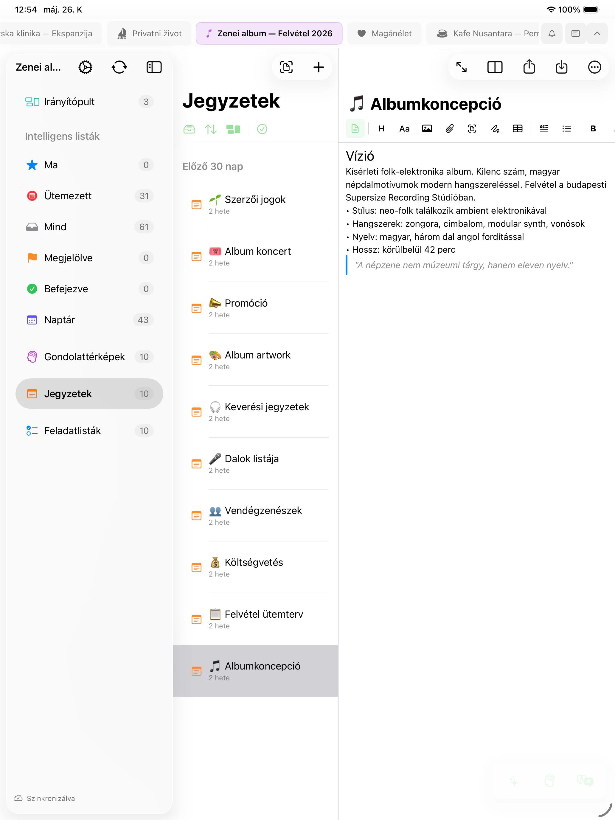 A Mintofu Mac-en, iPad-en és iPhone-on fut — a jegyzetszerkesztőt, a gondolattérkép-vásznat és a prioritásokkal ellátott feladatlistát mutatja
